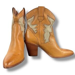 Frye Faye Mesh Western Cowboy Ankle Boots Tan Leather Pointed Toe Sz 7.5